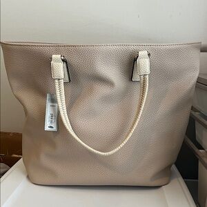 NWT Leather Apt 9 light grey tote